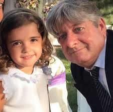 CINCO CUENTOS DE CARLOTA (Spanish Edition): y CARLOTA GOMEZ, CARLOS MATUTE:  9798860863071: Amazon.com: Books