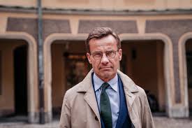 Two more failed votes would have resulted in a mandatory snap election. Eurg8l Py5nkhm