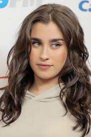 Brooklyn Wells (charlizewells)