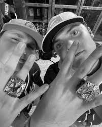 Ethan Walton's Instagram, Twitter & Facebook