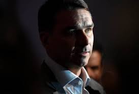 ‘Falta de apoio’ no PL abre crise na campanha de Flávio Bolsonaro | José Casado