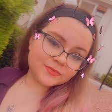 Abby Sanders's Instagram, Twitter & Facebook