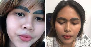 In this type of eyebrow tattoo, the artist simply brushes some ink just under the surface of the skin. Botched Tattoo Job Leaves Woman With Slug Like Eyebrows Elite Readers