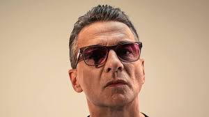 Rate Dave as a vocalist. : r/depechemode