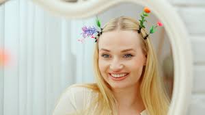 Amazon.com : 30 Pcs Mixed Style Flower, Grass, Butterfly Hair Clips and  Barrettes