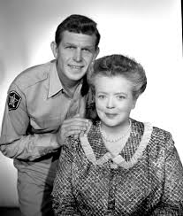 From 1960 to 1970, frances bavier took on the role of aunt bee and won an emmy award for outstanding supporting comedy actress. Frances Bavier Spent Final Years In Seclusion Inside The Andy Griffith Show Star S Life