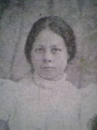 Isabella Kahaunani “Bella” Miller Aki (1878-1972)