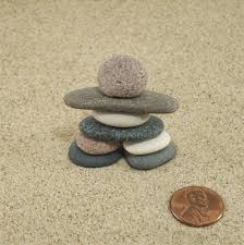 Inukshuk Lake Michigan Beach Stone Cairn Sculpture 72 Inukshuk Beach Stones Beach Rocks Crafts