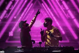 Get dj recommendations for harmonic mixing. Sidepiece Glide Into Deep House Territory With Latest Acrobatic Dancing Astronaut