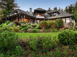This will prevent washout and erosion as well. Tips On How To Landscape On A Hill Home Design Lover