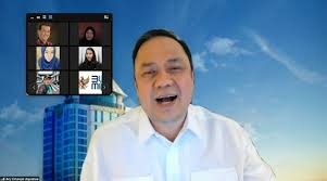 Pengertian akhlak adalah suatu perbuatan atau tindakan yang keluar secara spontan ketika kita menghadapi suatu keadaan tertentu, dan tindakan tersebut bisa baik atau buruk. Agar Core Values Bumn Akhlak Berjalan Esq Berikan Konsep Sederhana Esqnews Id
