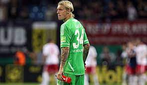 Football statistics of simon kjær including club and national team history. Simon Kjaer Offenbar Im Visier Des As Rom