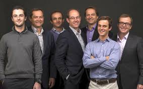 Korn mit der sichel schneiden; Toast The Wines From Bordeaux S Maison Sichel At Vanwinefest 2020 Mywinepal