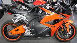 2010 Honda Cbr 600rr Minus The Orange Strip On The Tires This Is My Bike Mine Also Has Custom Orange And Black Leather Sea Honda Cbr Cbr 600rr Used Bikes