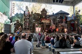 You must also visit the studio audience center. Beetlejuice S Graveyard Revue At Universal Studios Florida Orlando Informer