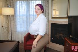 Demora Avarice VR - So Happy You Are Home feel better