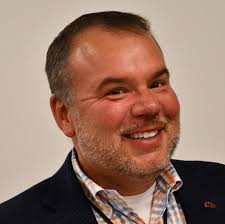 Sixteen high schoolers earning money, school credit and experience in  work-based learning