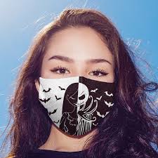This jack skellington face mask is the perfect wearable craft for any nightmare before christmas fan. Jack Skellington And Sally The Nightmare Before Christmas Face Mask With Pm2 5 Filter Robinplacefabrics