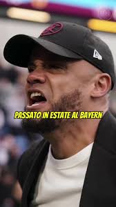 Sbaglia gruppo WhatsApp, deve dare le dimissioni