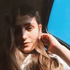 Camila Oropeza (@camioropeza)