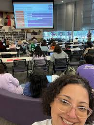 Elsa Barrientos (@elbScience)