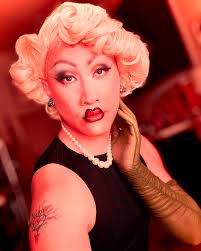 casual face 💄 #drag #makeup #mug #mua #paint #blonde #sepia #juviasplace  #anastasiabeverlyhills #sephora #morphe