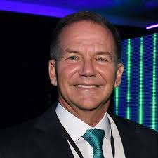 Paul Tudor Jones, II.