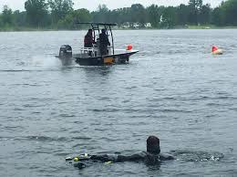 sheriff's dive teams turned salvagers