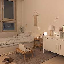 Touch device users, explore by touch or with swipe gestures. ð—½ð—¶ð—»ð˜ð—²ð—¿ð—²ð˜€ð˜ ð—µð—¼ð—»ð—²ð—²ð˜†ð—·ð—¶ð—» Room Design Bedroom Beige Room Room Inspiration Bedroom