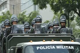 Un tanque pasa frente al congreso como parte de un desfile que pasó por el palacio presidencial de planalto en brasilia, martes 10 de. Fotos Las Imagenes Del Desfile Militar De La Independencia De Mexico Actualidad El Pais