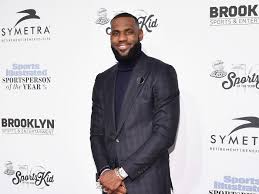 Australian basketballer liz cambage is at the top of her game, playing in the us, china and for the australian national team, the opals. Lebron James Promotes Equality Celebrates Women In Sports Swish Appeal