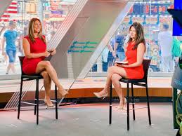 Being the breadwinner of the family, single moms are of course, very busy. Kiana Danial On Twitter Ladies In Red Talking About Hot Cryptos So Much Fun Discussing The Future Of Bitcoin And Altcoins With Npetallides On Tdanetwork At Nasdaq Marketsite Https T Co Ytgnbtc9t3