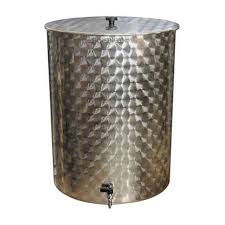 Olive oil is available in large bottles, jars, and cans. Olive Oil Containers Polsinelli Enologia