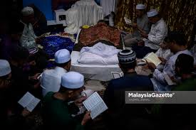 Facebook gives people the power to share and makes. Ahli Keluarga Dan Kenalan Ziarah Jenazah Allahyarham Tan Sri Hassan Azhari