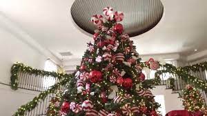 La tradition de l'arbre de noël s'est installée en france depuis de nombreuses années. Decouvrez Les Plus Beaux Sapins De Noel Des Stars