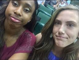 Karley Jones (@_karleyy)