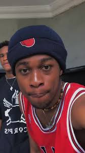 Outside with Adam @Emmanuel Esiet lol Dc: @yvasaid #fypシ #ej_emeka #adam  #bestfriendsintheworld #emmanuelesiet #viral #oliveandadam #xyzbca  #senioryear #trending #dance