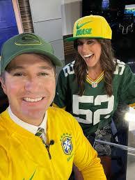 Aaron Cuyler's Instagram, Twitter & Facebook