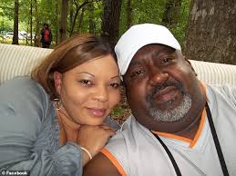 Georgia football player, 17, loses both his parents to COVID-19 just four  days apart