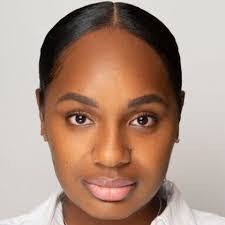 Dana Clausing's Instagram, Twitter & Facebook