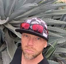 Jason Rideout's Instagram, Twitter & Facebook