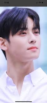 The Traitors' star Elnaaz Norouzi stuns in elegant white co-ords 🤍✨