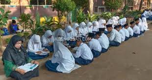 Pengembangan program literasi sekolah perlu. Contoh Program Literasi Sekolah Sd Smp Dan Sma Kosngosan