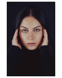 So intense... 📸 Sony a7riv Sigma 85mm art 1/640, f1.4, iso 100