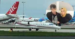 De block'un konuşulma gerekçesi ise aşırı kilosu! Belcika Da Yapacak Bir Sey Yok Denilerek Evinde Olume Terk Edilen Gurbetci Kadin T C Saglik Bakanligi Nin Ambulans Ucagiyla Turkiye Ye Goturuldu Hollanda Postasi