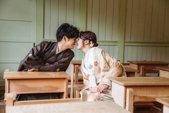 new visual -palette札幌中央店 【 DERA,MOMENT 】 開拓の村で残す、ふたりの時間。 古き良き景色に囲まれて、  何気ない瞬間まで愛おしくなるような一日を。 ふたりらしく残す、ウェディングフォト。 #写真工房ぱれっと札幌中央店 #フォトウェディング #ウェディング  ...
