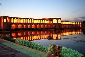 C'est à rome que vous pourrez emprunter le pont fabricius, couramment appelé le pont des quatre têtes. Quel Est Le Plus Vieux Pont Encore Utilise Quora