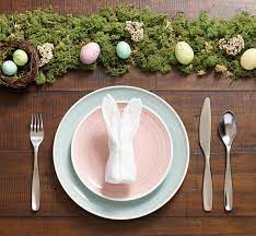 Comment plier une serviette de table. Pliage Serviette Paques Idees Et Tutoriels Pour Une Deco De Table Unique