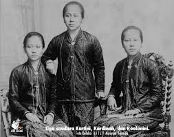 145020307111004 angga bagas samudra nim. Kebaya Kartini Tokoh Sejarah Foto Zaman Dulu Sejarah