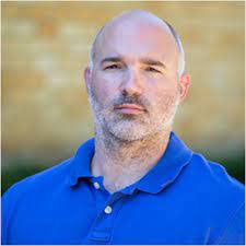 Amber Arivett's Instagram, Twitter & Facebook